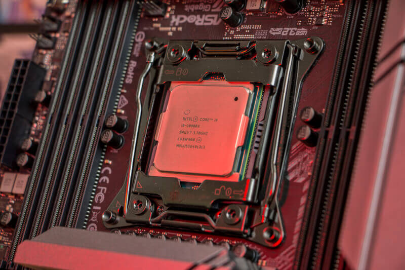 Intel Core i9-10900X